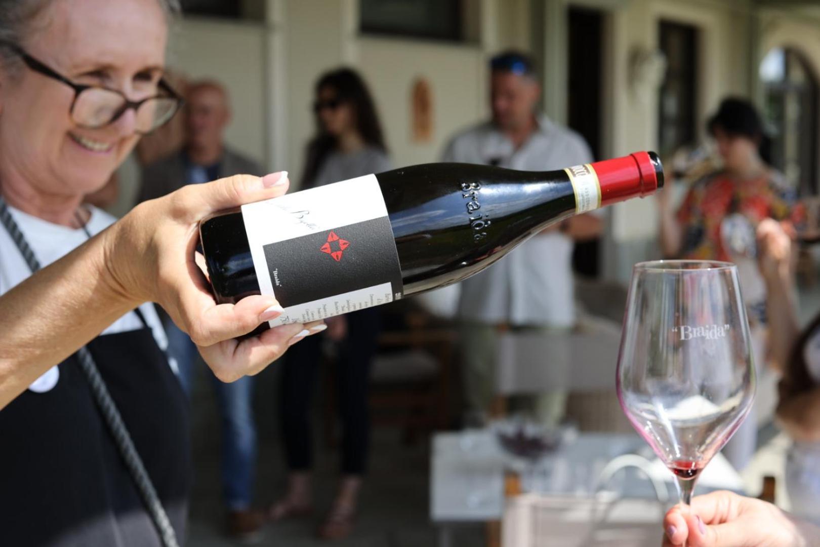 Braida Wine Resort Rocchetta Tanaro Екстериор снимка